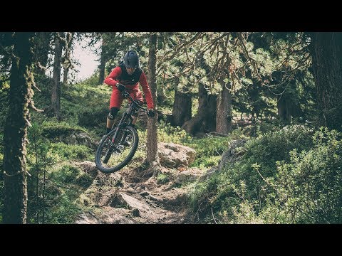 FOCUS Trail Team at playground Reschenpass