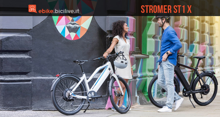 uomo e donna con delle ebike Stromer ST1 X