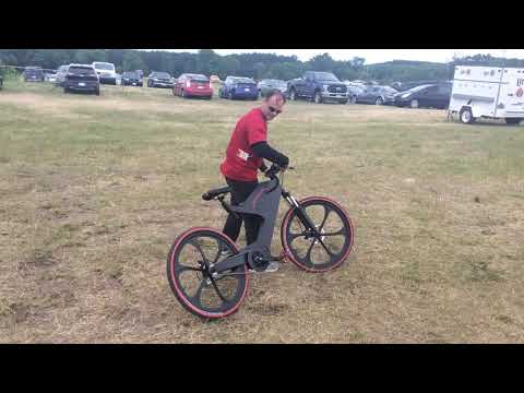 Manthini electric bike burnout on grass