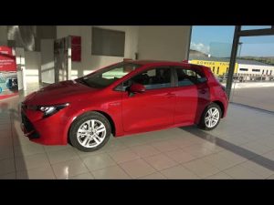 The 2020 TOYOTA Corola Hybrid Electric interior exterior walkaround