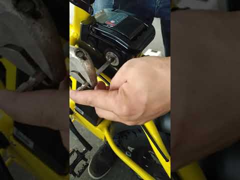 take off the lock on the battery