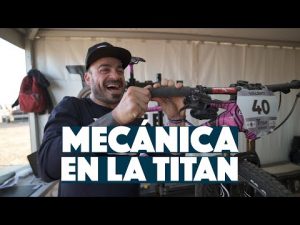 REVISANDO LA BICI en TITAN DESERT SAUDÍ ARABIA | Valentí Sanjuan y Masquebici