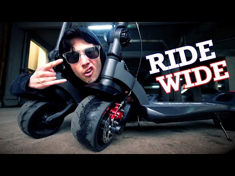 Ride Wide 😎 WIDEWHEEL PRO vs MERCANE WIDEWHEEL ELECTRIC SCOOTER | Review #1