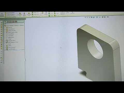 Praying Mantis stops CAD work