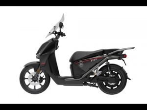 Super Soco CPX 4KW Electric Moped Promotional Video – Green-Mopeds.com