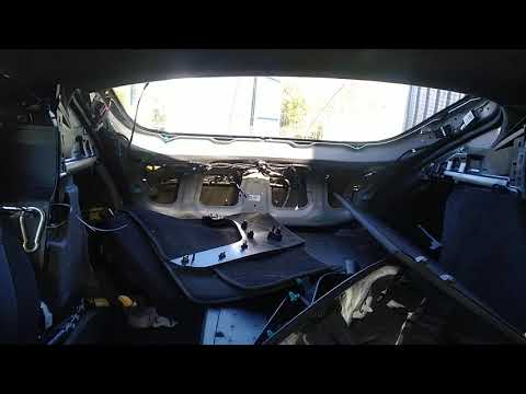 Tesla Boot Open & Close