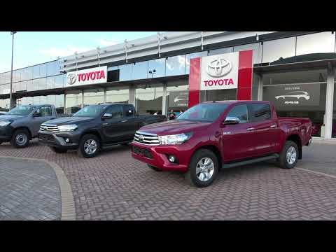 The TOYOTA HILUX 2020 serie interior exterior walkaround