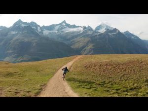 Kathi Kuypers and her mom on tour – the e-Alps Family & Friends Haute Route
